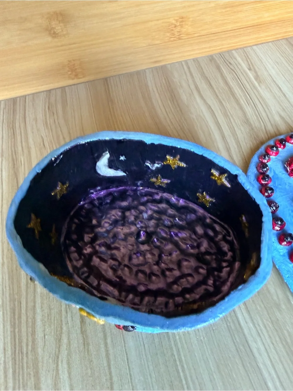 Handmade new artsy